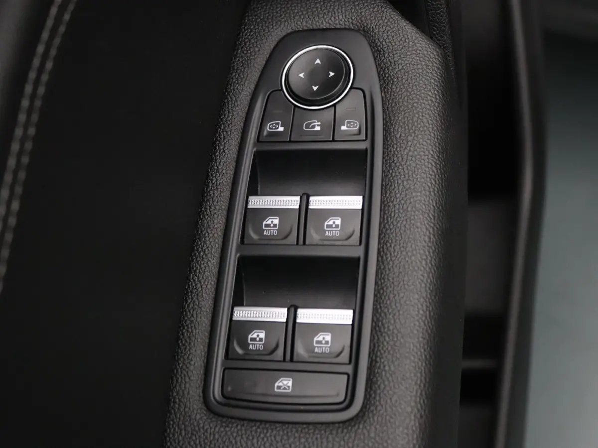160pk PHEV AT Intense+ Adapt. Cruise | Camera | Carplay
