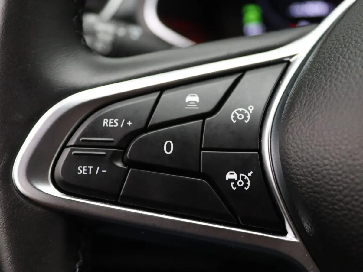 160pk PHEV AT Intense+ Adapt. Cruise | Camera | Carplay