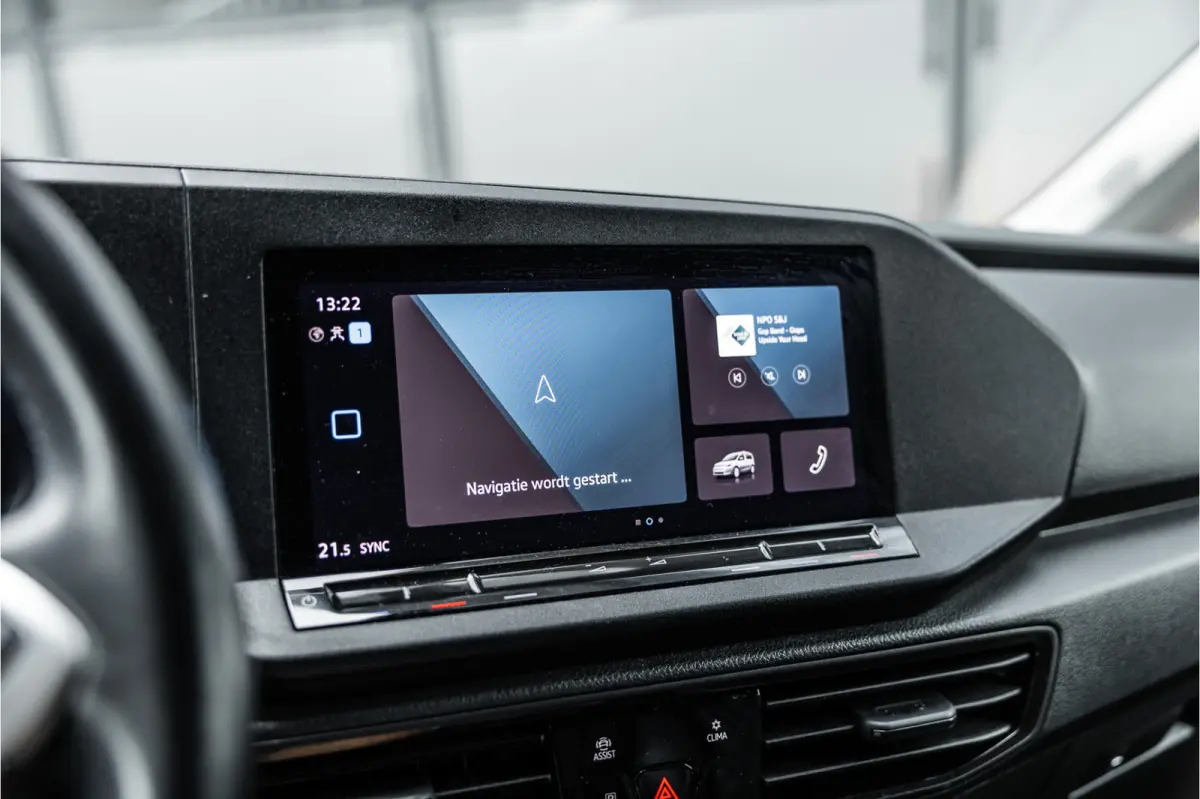 2.0 TDI DSG | LED | Camera | CarPlay | Navigatie | Virtual | Lederen bekleding | Stoelverwarming | Nieuwe APK | BPM Vrij