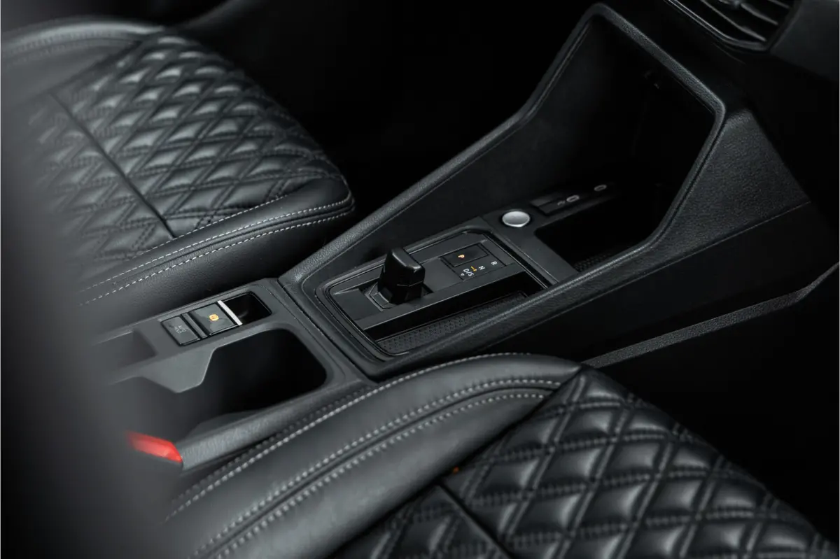 2.0 TDI DSG | LED | Camera | CarPlay | Navigatie | Virtual | Lederen bekleding | Stoelverwarming | Nieuwe APK | BPM Vrij