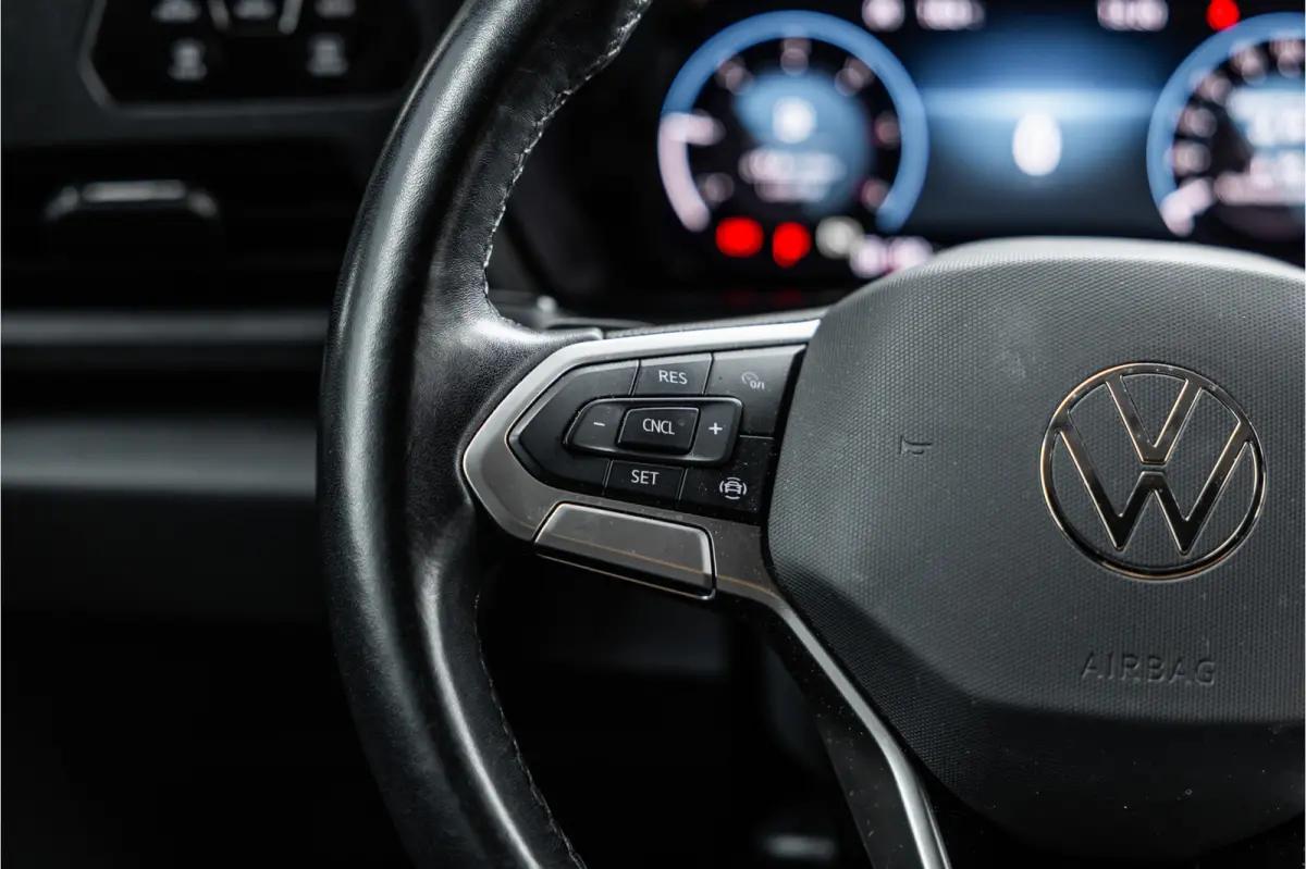 2.0 TDI DSG | LED | Camera | CarPlay | Navigatie | Virtual | Lederen bekleding | Stoelverwarming | Nieuwe APK | BPM Vrij