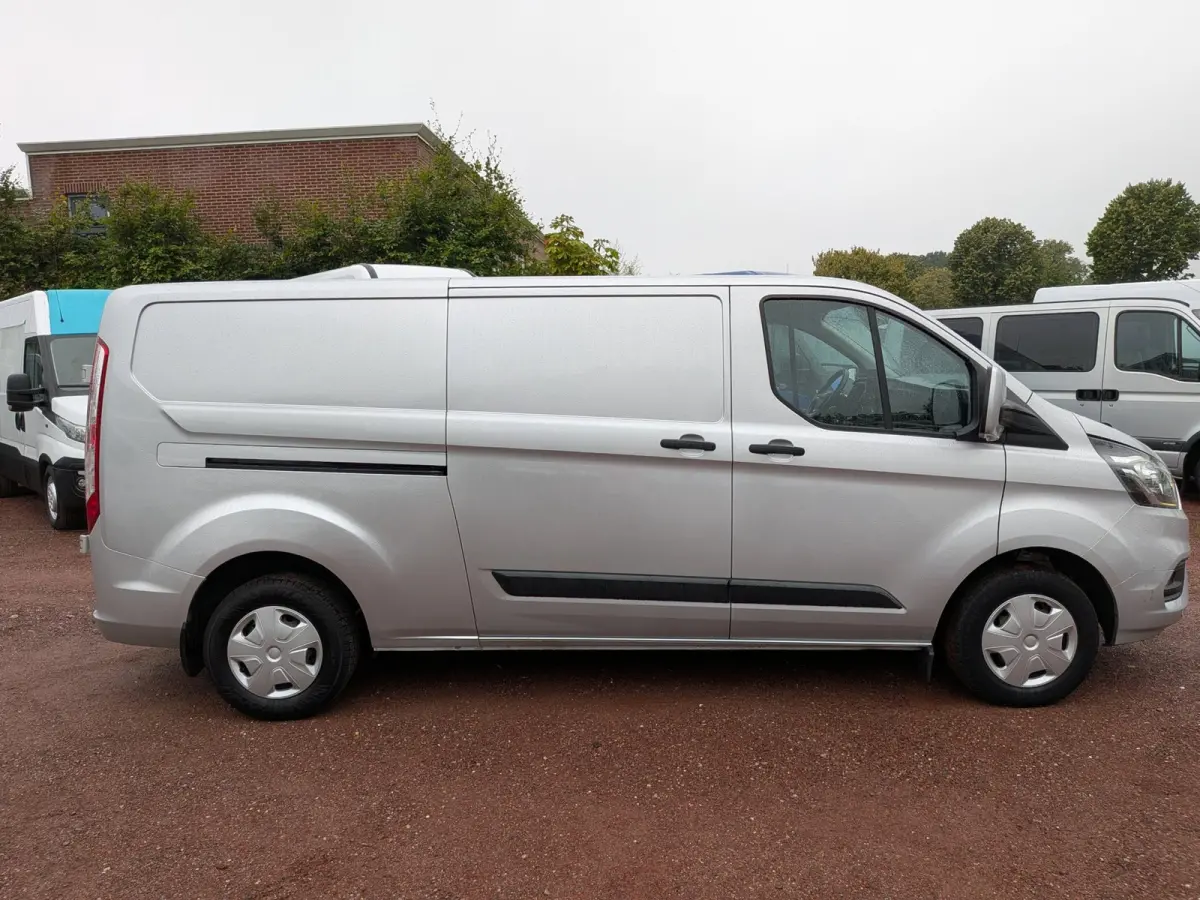 300 2.0 TDCI L2H1 Airco / Cruise / Navi