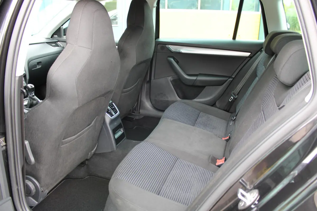 1.0 TSI Greentech Style Business|Navi|Carplay|Cruise|Stoel verw|Nieuwe distributie|Pano dak|Bi-Xenon|