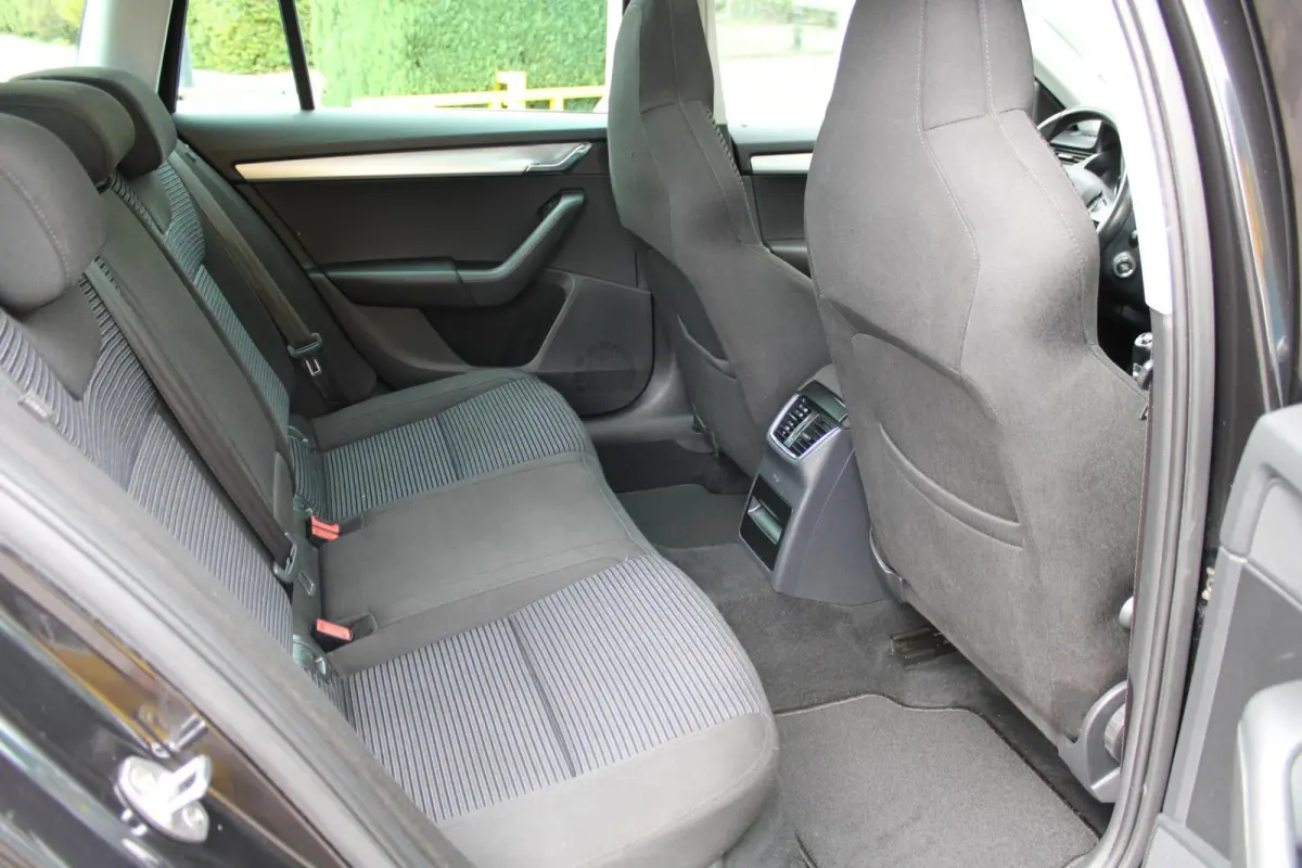 1.0 TSI Greentech Style Business|Navi|Carplay|Cruise|Stoel verw|Nieuwe distributie|Pano dak|Bi-Xenon|