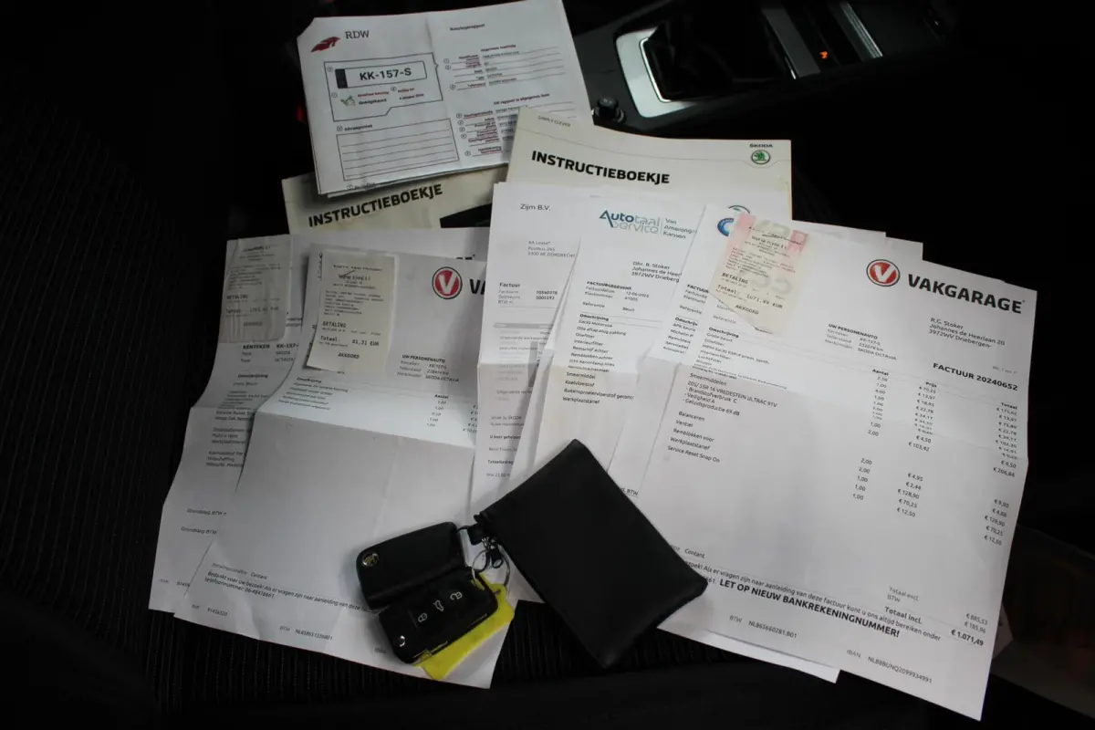 1.0 TSI Greentech Style Business|Navi|Carplay|Cruise|Stoel verw|Nieuwe distributie|Pano dak|Bi-Xenon|
