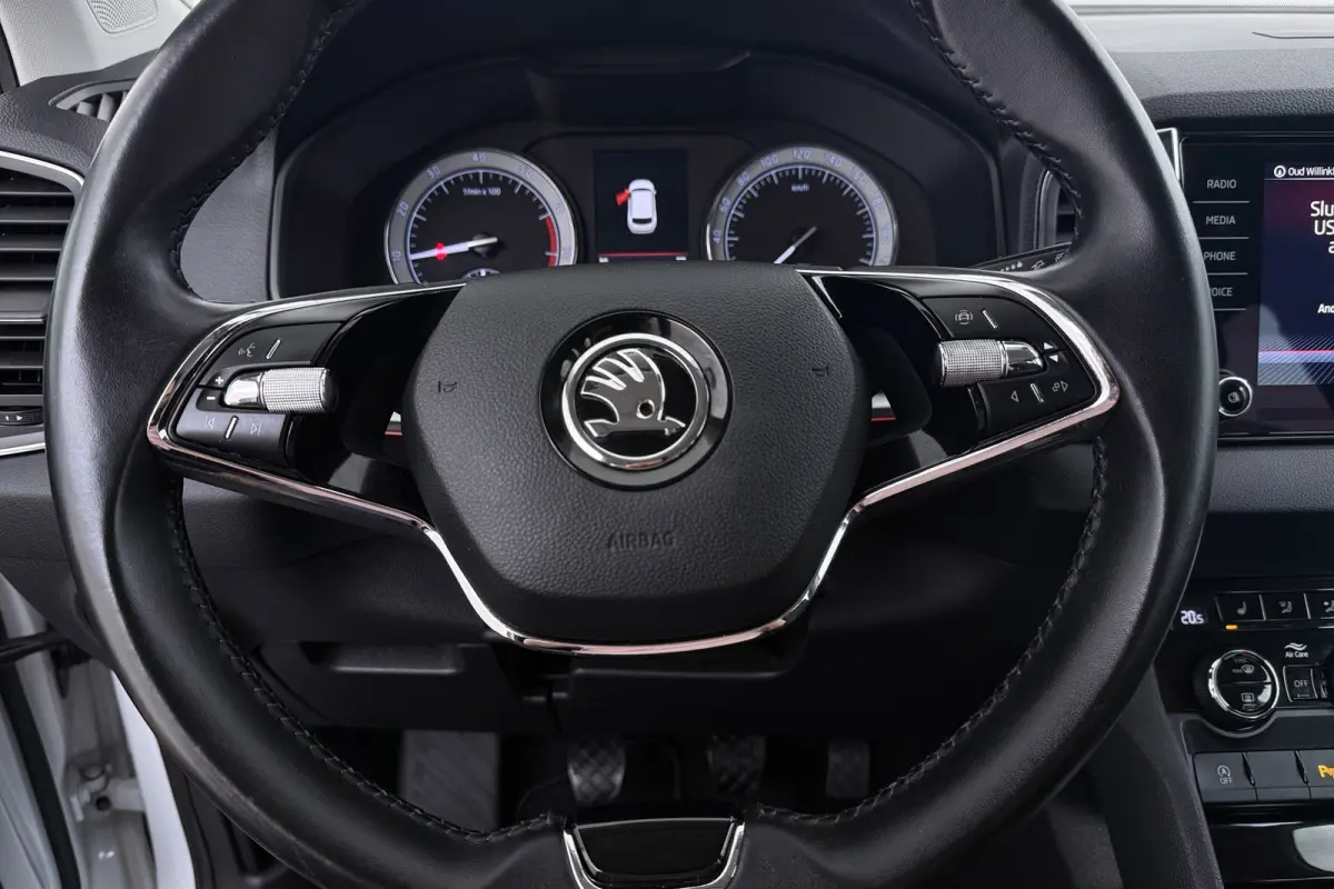 1.0 TSI Business Edition | CarPlay | Camera | Stoelverwarming | Cruise Control |