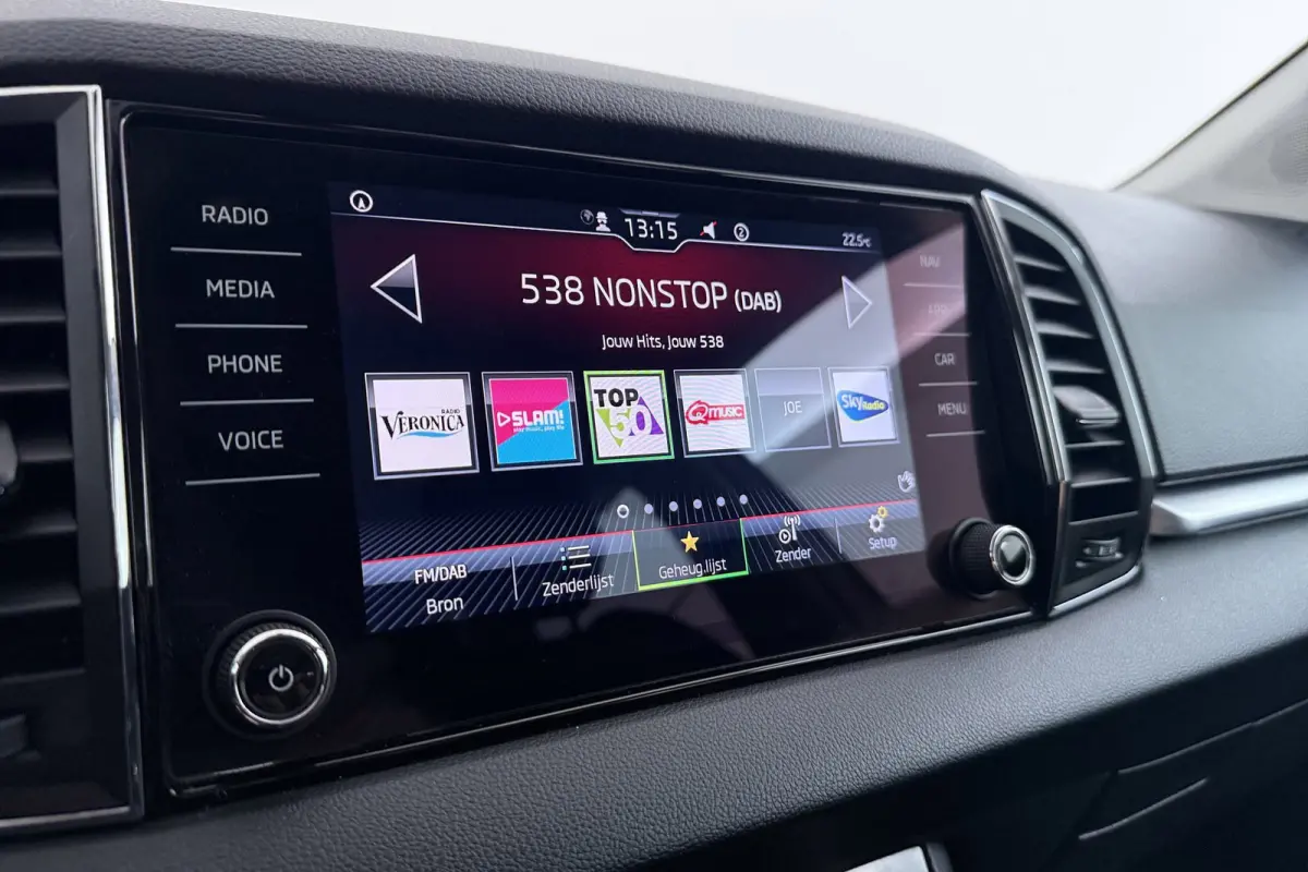 1.0 TSI Business Edition | CarPlay | Camera | Stoelverwarming | Cruise Control |