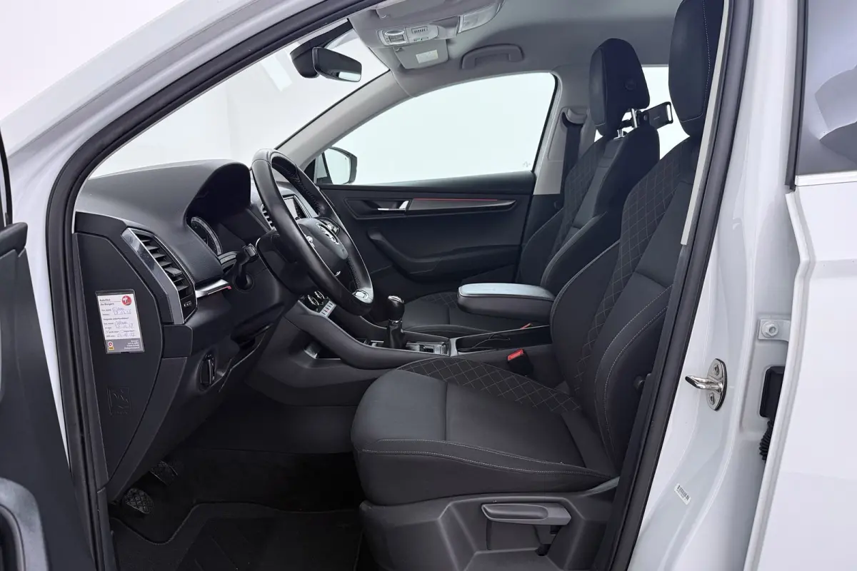 1.0 TSI Business Edition | CarPlay | Camera | Stoelverwarming | Cruise Control |