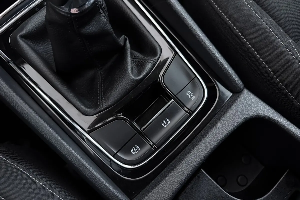 1.0 TSI Business Edition | CarPlay | Camera | Stoelverwarming | Cruise Control |