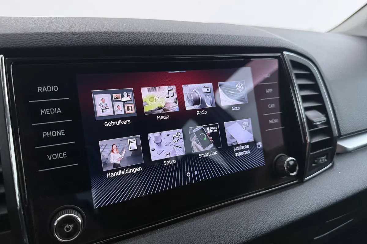 1.0 TSI Business Edition | CarPlay | Camera | Stoelverwarming | Cruise Control |