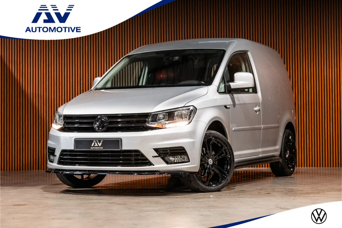 2.0 TDI DSG Highline | CarPlay | Navigatie | MF Stuur | Trekhaak | Lederen bekleding | Airco | Stoelverwarming | PDC | Nieuwe APK
