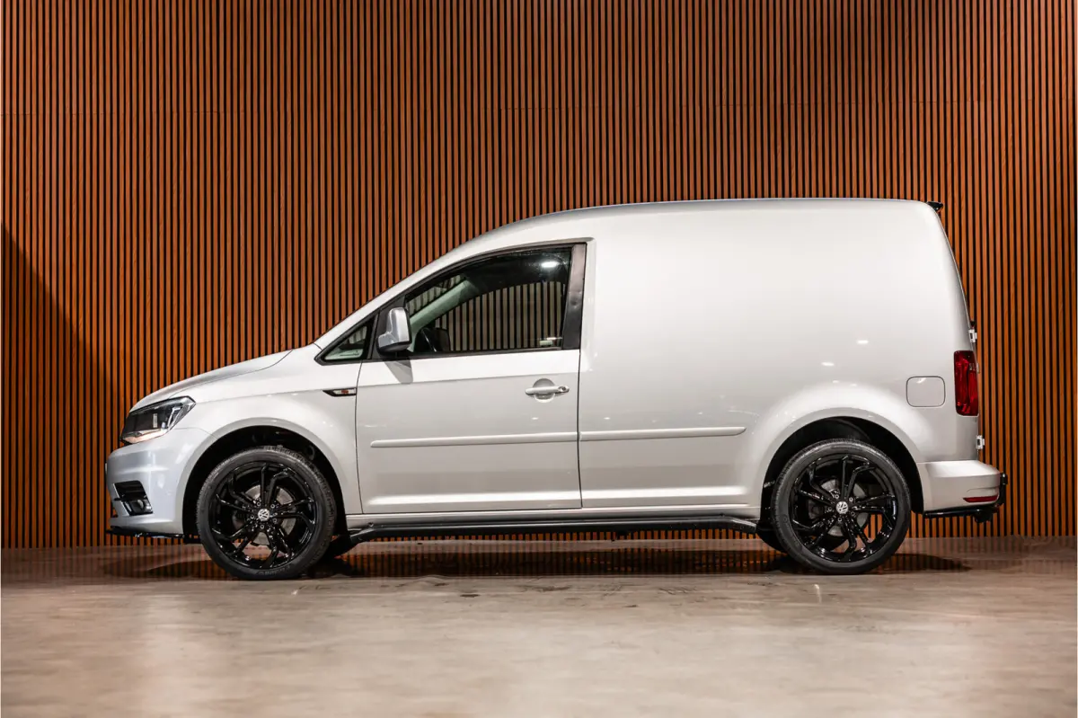 2.0 TDI DSG Highline | CarPlay | Navigatie | MF Stuur | Trekhaak | Lederen bekleding | Airco | Stoelverwarming | PDC | Nieuwe APK