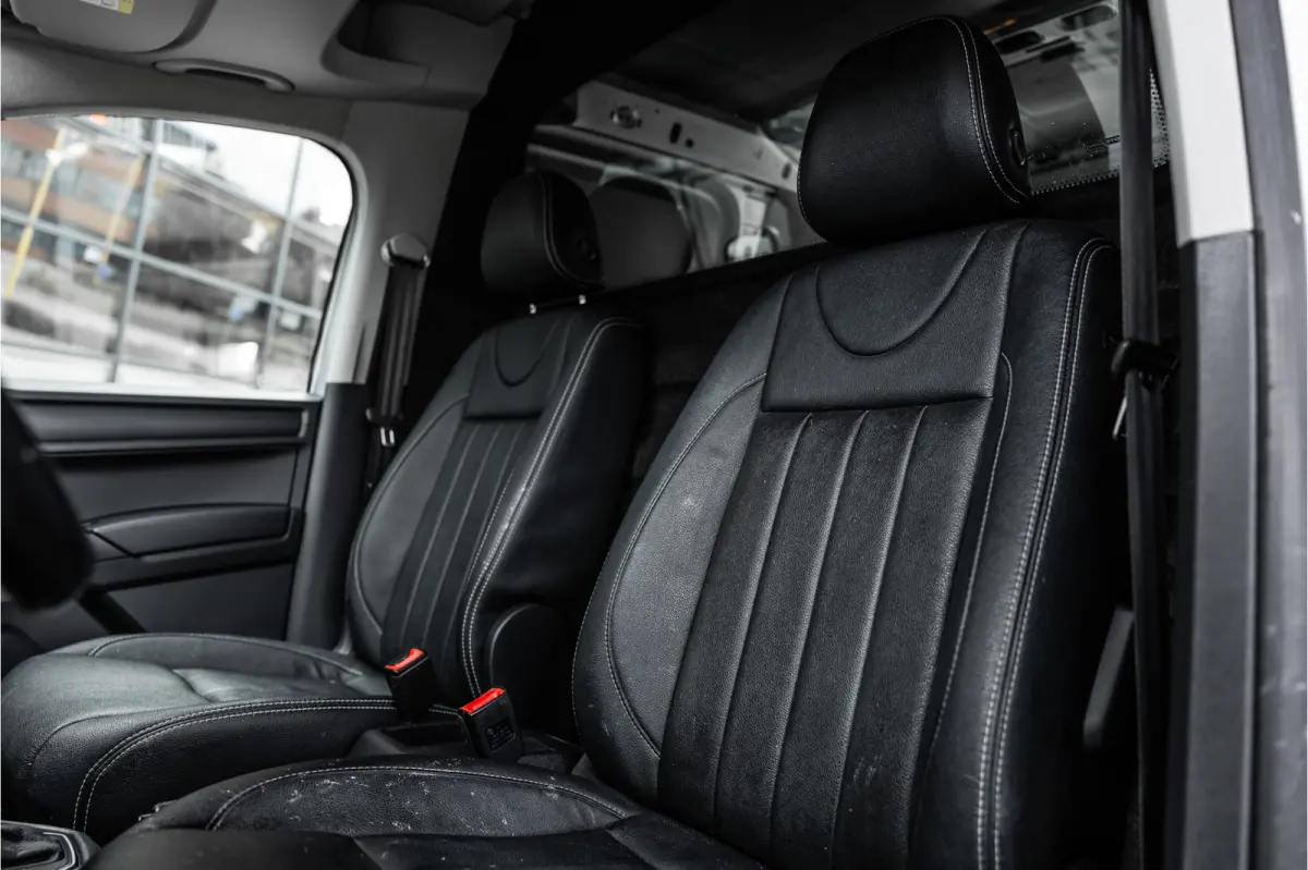 2.0 TDI DSG Highline | CarPlay | Navigatie | MF Stuur | Trekhaak | Lederen bekleding | Airco | Stoelverwarming | PDC | Nieuwe APK