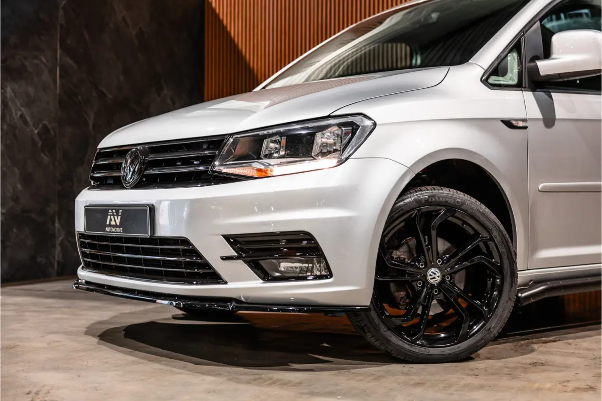 2.0 TDI DSG Highline | CarPlay | Navigatie | MF Stuur | Trekhaak | Lederen bekleding | Airco | Stoelverwarming | PDC | Nieuwe APK