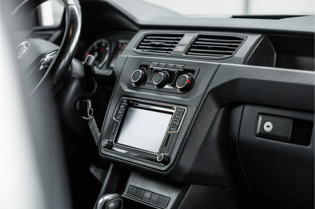 2.0 TDI DSG Highline | CarPlay | Navigatie | MF Stuur | Trekhaak | Lederen bekleding | Airco | Stoelverwarming | PDC | Nieuwe APK