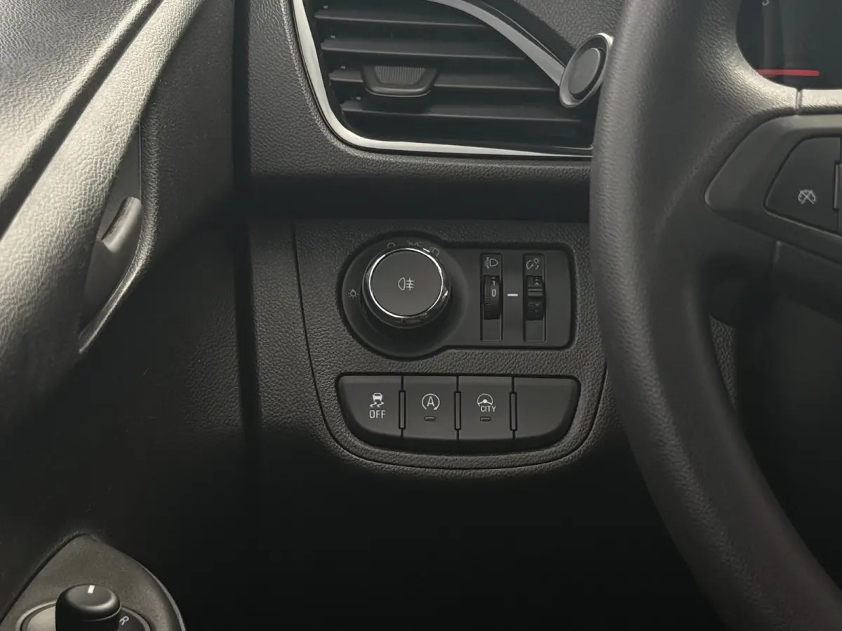 1.0 ecoFLEX Edition Cruise|Bluetooth|Radio | Airco |