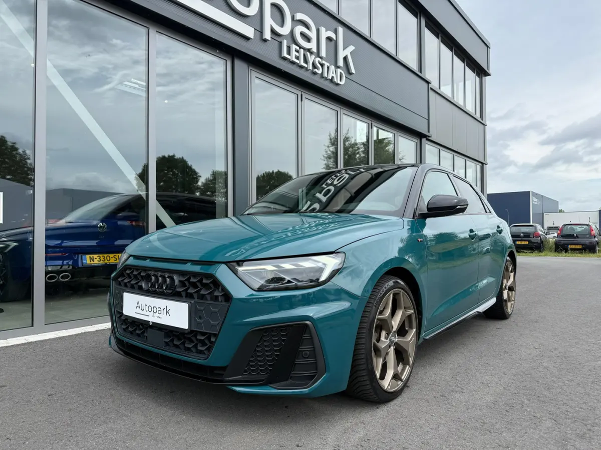 30 TFSI S Line edition one