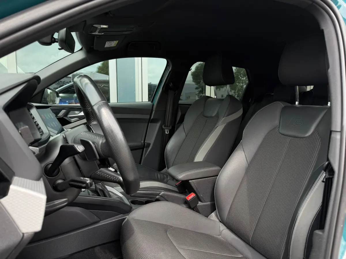 30 TFSI S Line edition one