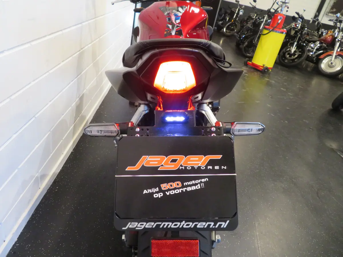 E-CLUTCH NIEUWSTAAT!
