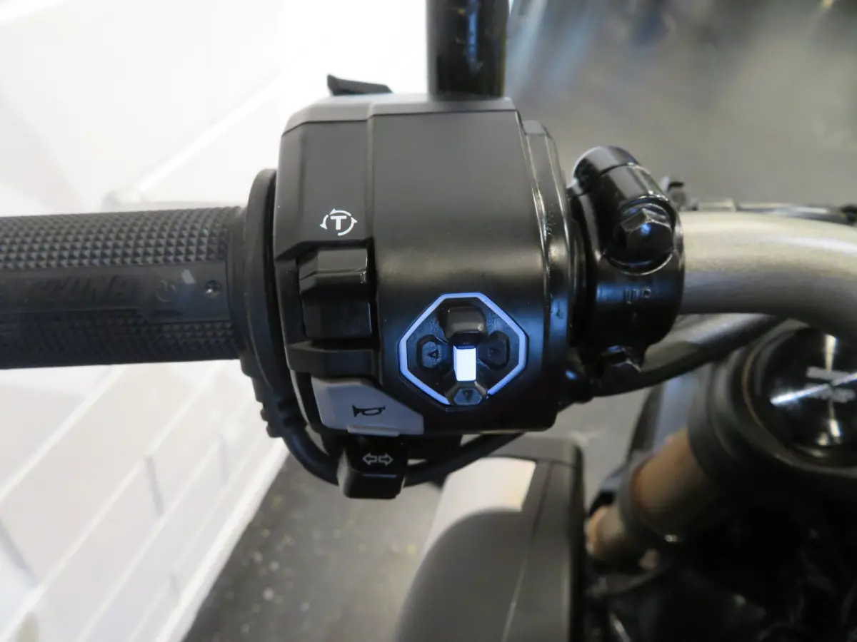 E-CLUTCH NIEUWSTAAT!