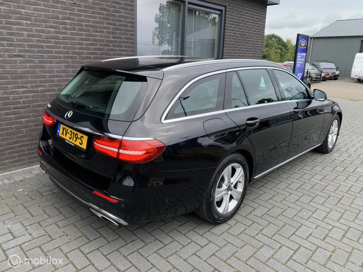 200 Premium|Clima|Cruise|Navi|LED