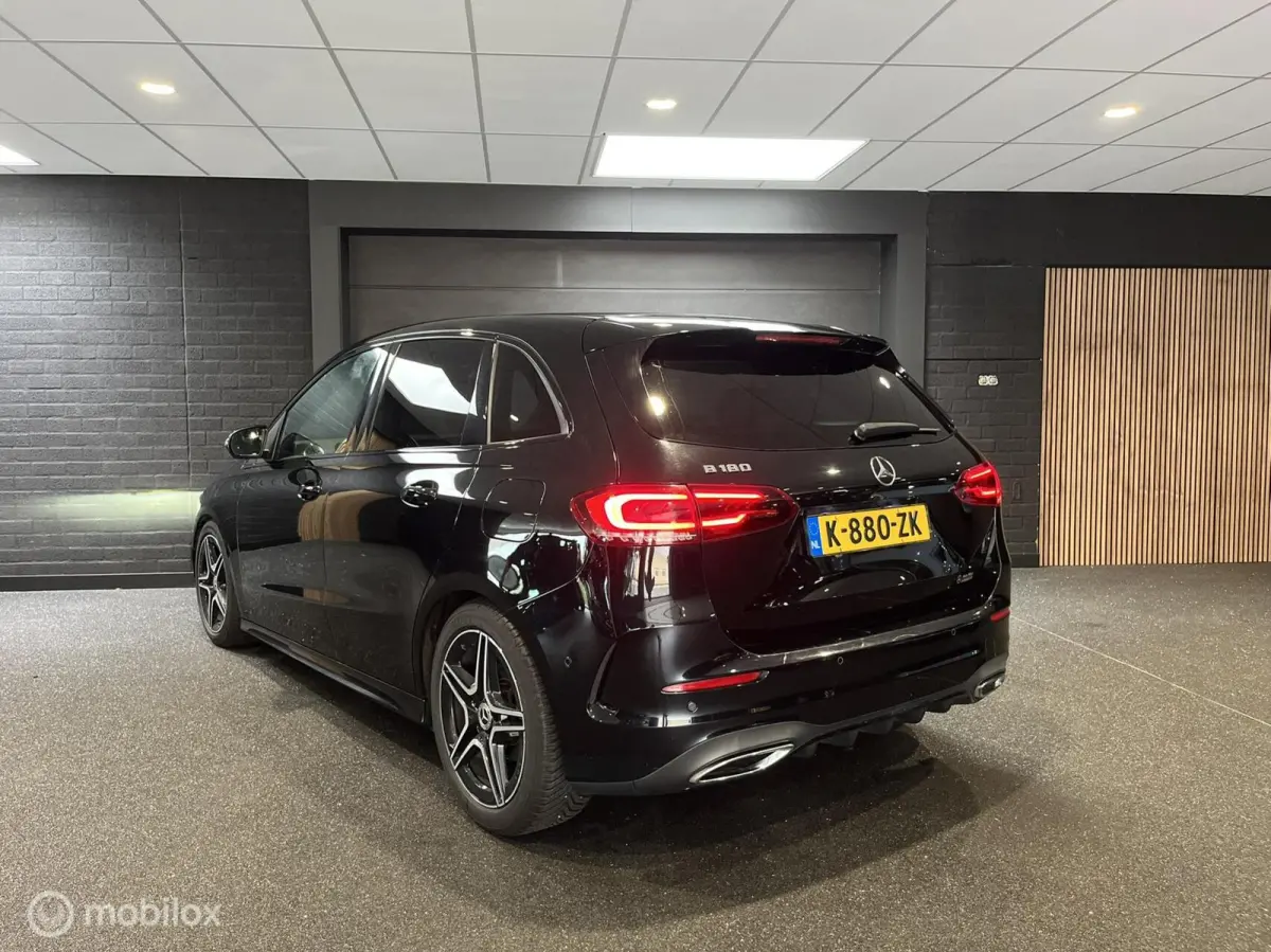 180 AMG Line|Sfeer|Stoelverw.|Nightpakket
