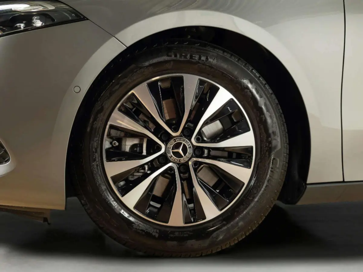 Hatchback 180 Star Edition