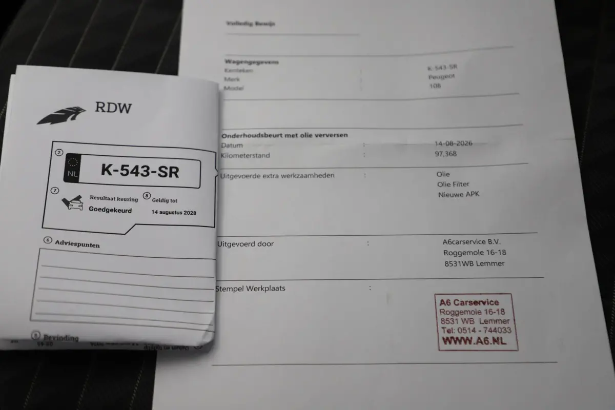 1.0 e-VTi Active Navigatie Achteruitrijcamera Bluetooth Airco Radio