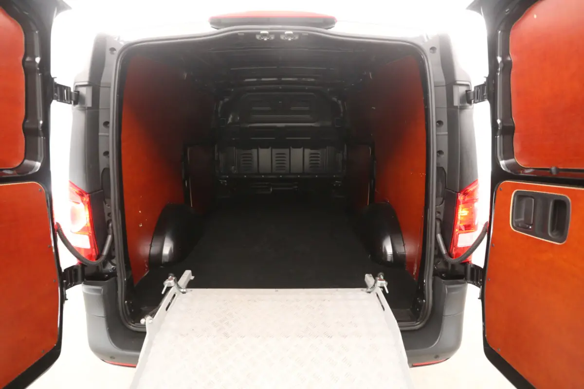 114 CDI Lang | Automaat | Airco | Cruise | Camera | Carplay | 2xSchuifdeur | Trekhaak | Oprijplaat