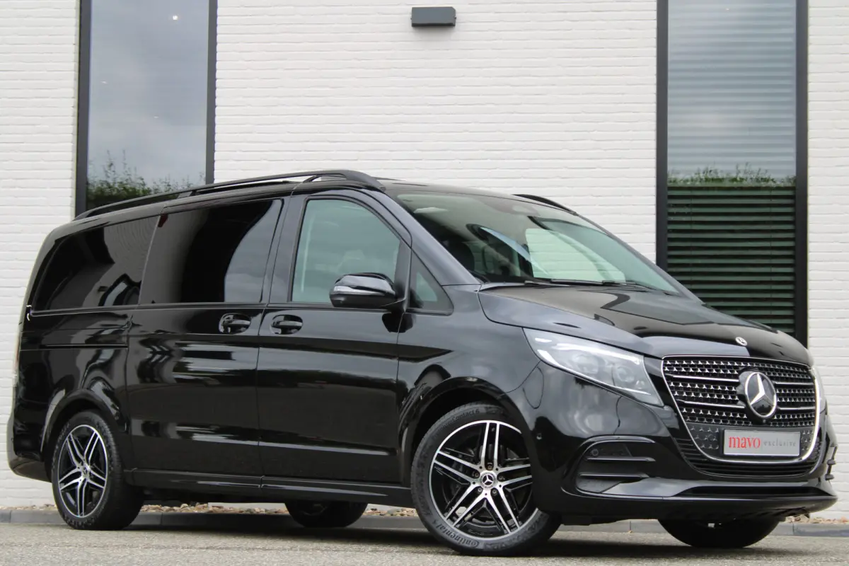 300d / AMG / DC / 4-Matic / Luchtvering / Pano / Burmester / Vol Opties / NIEUWSTAAT.
