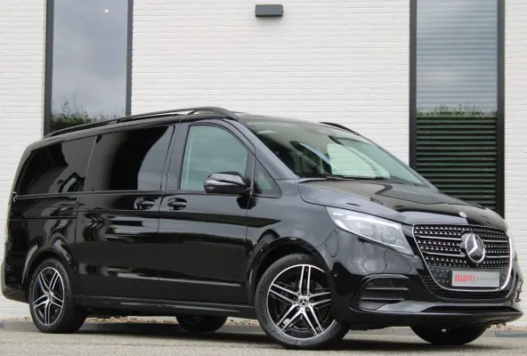 300d / AMG / DC / 4-Matic / Luchtvering / Pano / Burmester / Vol Opties / NIEUWSTAAT.