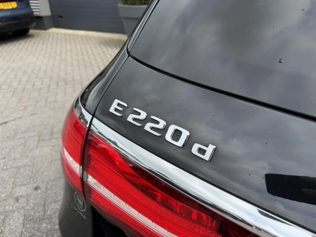 220 d Business | Camera | Navigatie | Burmester | Sfeerverlichting |