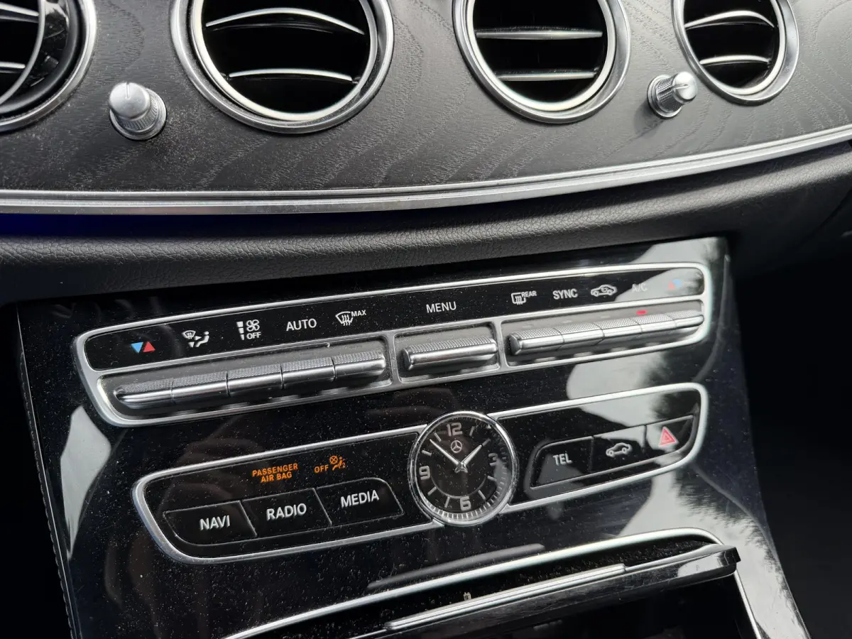 220 d Business | Camera | Navigatie | Burmester | Sfeerverlichting |