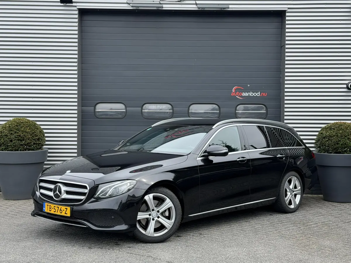 220 d Business | Camera | Navigatie | Burmester | Sfeerverlichting |