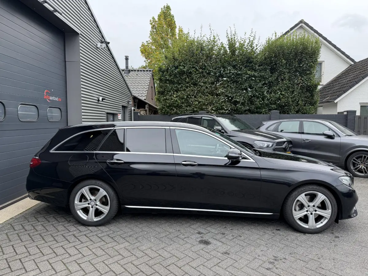 220 d Business | Camera | Navigatie | Burmester | Sfeerverlichting |