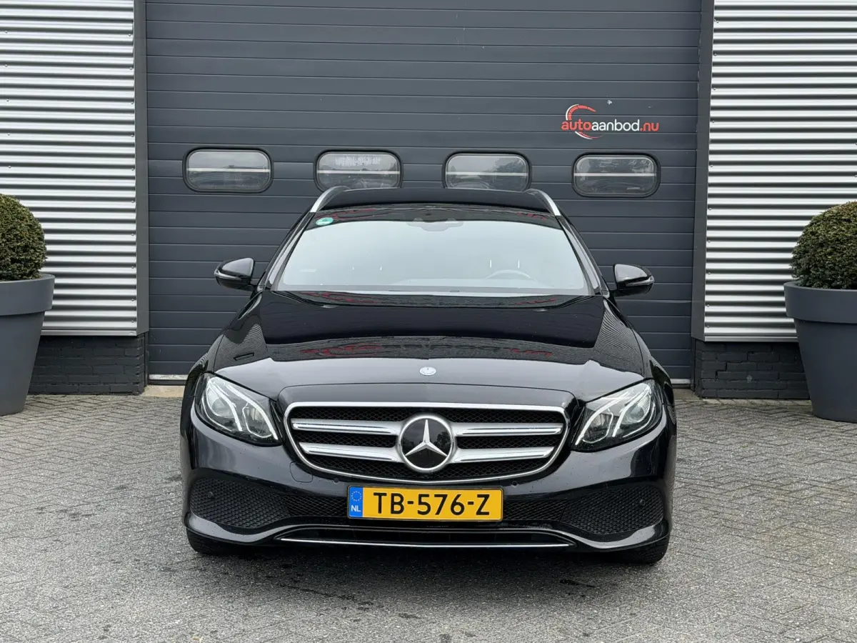 220 d Business | Camera | Navigatie | Burmester | Sfeerverlichting |