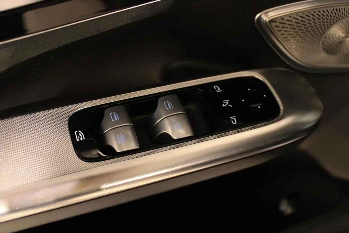 350+ AMG Line 91 kWh PANO | SFEER | BURMEST