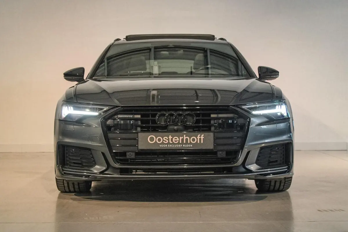 55 TFSI e quattro Competition PANO | TREKH