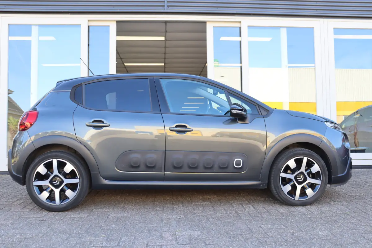 1.2 PureTech Shine, Cruise Control, Airco, Camera, Apple Carplay, Android Auto, Trekhaak Afneembaar, Navigatie, Prijs Is Rijklaar Inclusief 6 Maanden Garantie