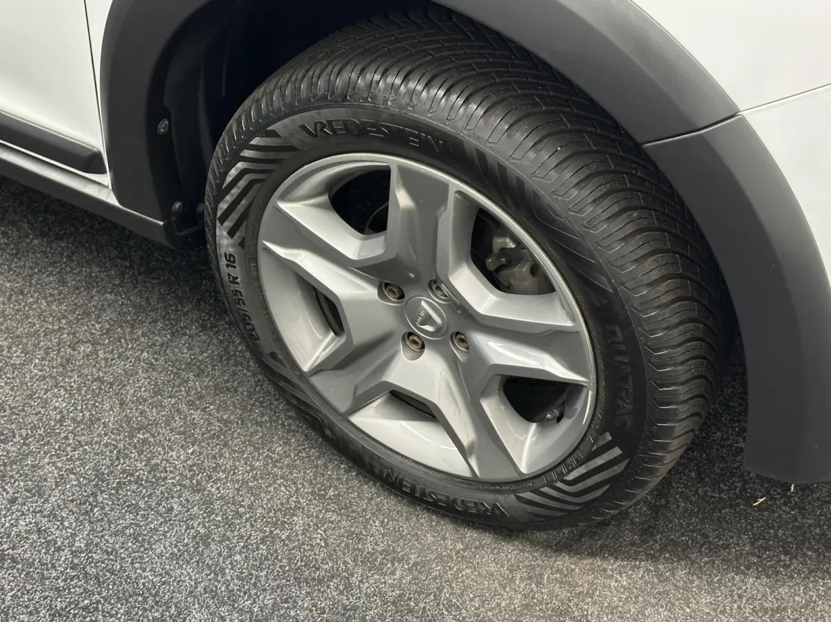 0.9 TCe SL AUTOMAAT TREKHAAK AIRCO NAVI CRUISE 64000 KM.