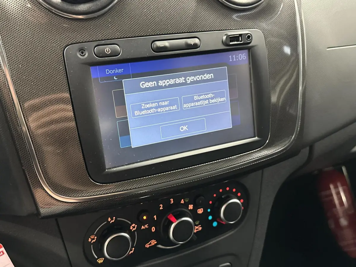 0.9 TCe SL AUTOMAAT TREKHAAK AIRCO NAVI CRUISE 64000 KM.