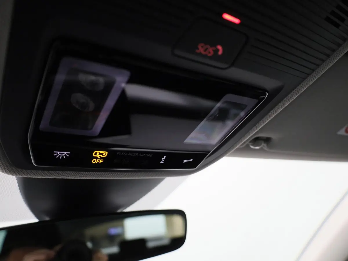 1.5 TSI Style Business Intense | Apple Carplay / Android Auto | Climate Control | Parkeersensoren | Achteruitrijcamera | Trekhaak |