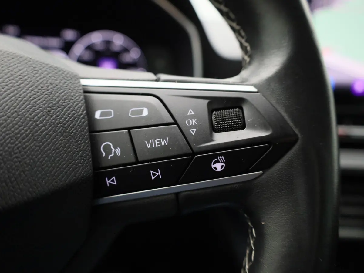 1.5 TSI Style Business Intense | Apple Carplay / Android Auto | Climate Control | Parkeersensoren | Achteruitrijcamera | Trekhaak |