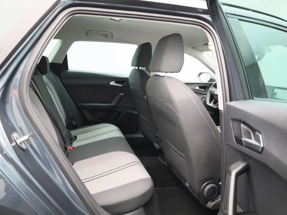 1.5 TSI Style Business Intense | Apple Carplay / Android Auto | Climate Control | Parkeersensoren | Achteruitrijcamera | Trekhaak |