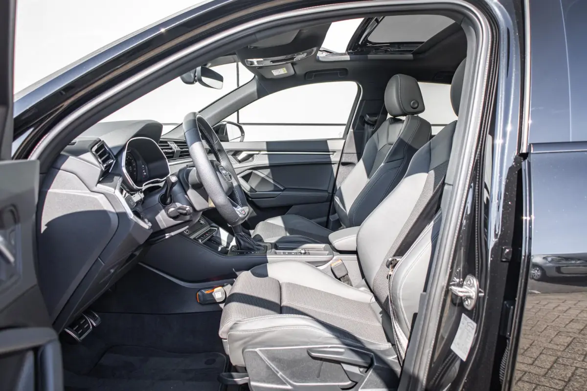 45 TFSIe 245pk S Edition | SoH 96% | Panoramadak | Sonos | Stoelverwarming | Keyless | 20" LMV