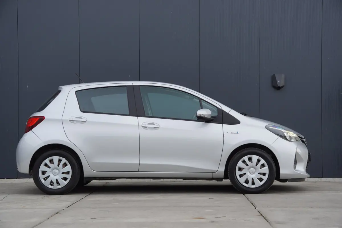 1.5 Hybrid Aspiration 2017 5 Deurs Airco Automaat Scherm Bluetooth Camera