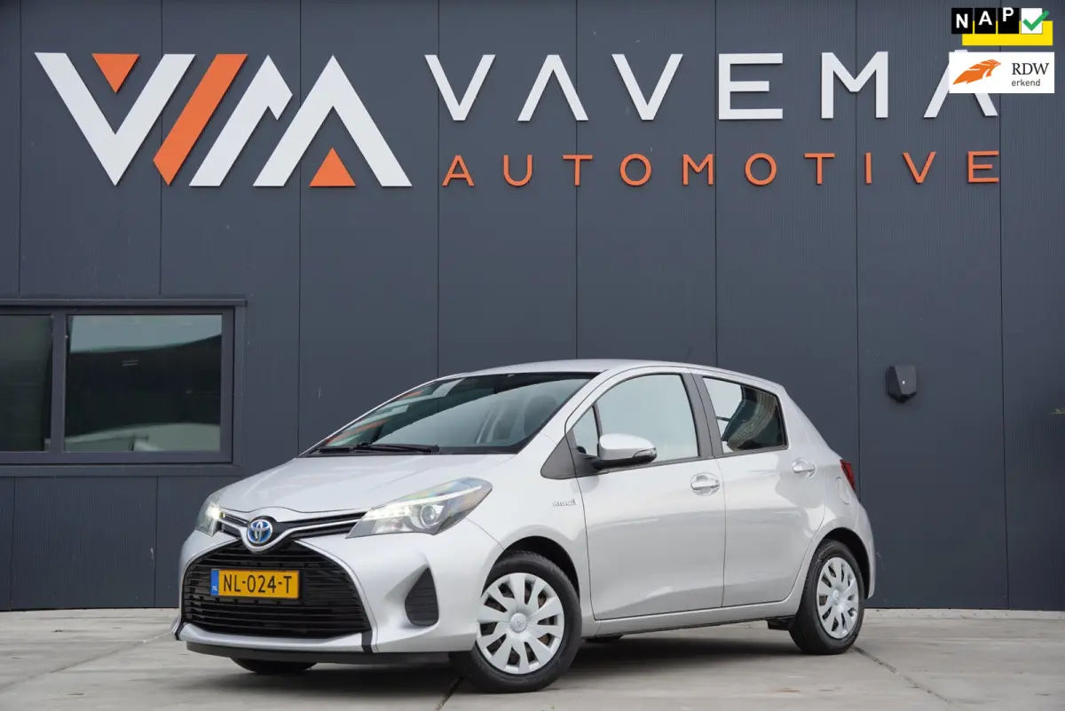 1.5 Hybrid Aspiration 2017 5 Deurs Airco Automaat Scherm Bluetooth Camera