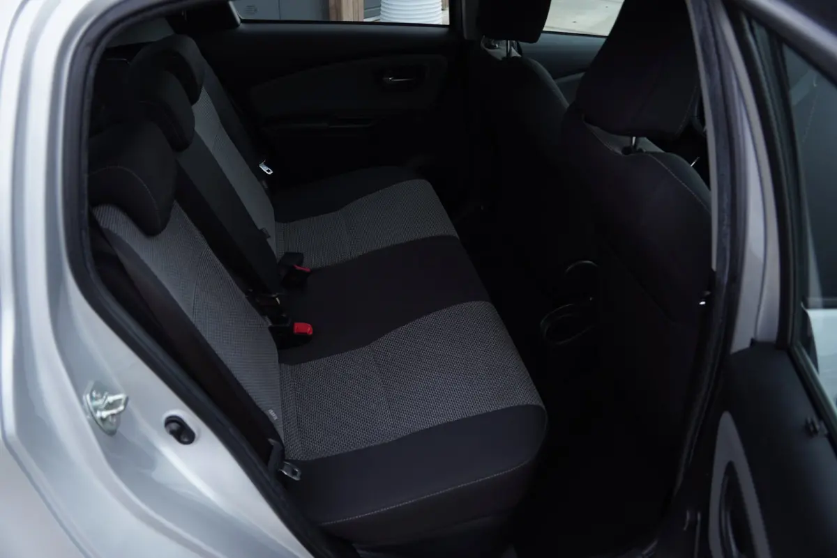 1.5 Hybrid Aspiration 2017 5 Deurs Airco Automaat Scherm Bluetooth Camera