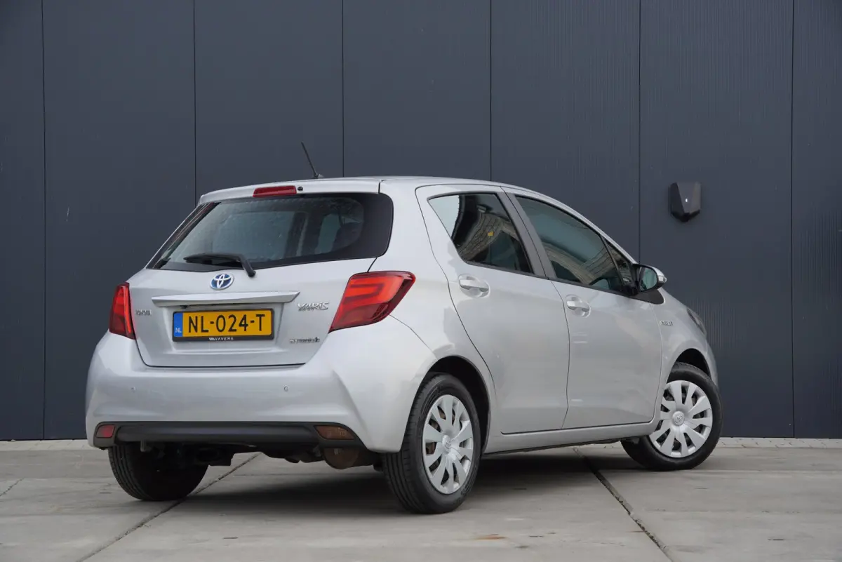1.5 Hybrid Aspiration 2017 5 Deurs Airco Automaat Scherm Bluetooth Camera