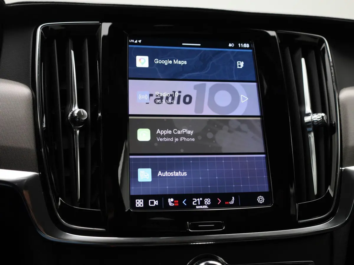 T6 PHEV Plus Dark Aut. | Apple Carplay / Android Auto | Stoelverwarming | Harman / Kardon | Stuurverwarming | Parkeersensoren | Achteruitrijcamera |